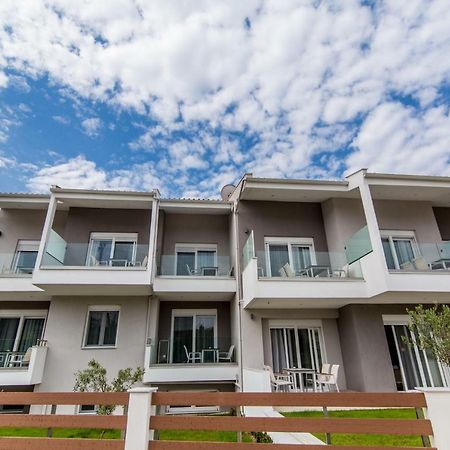 The Papoutsakis Apartments Nikiti  Exteriér fotografie