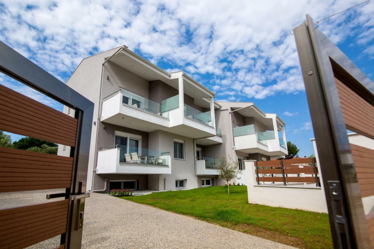 The Papoutsakis Apartments Nikiti  Exteriér fotografie