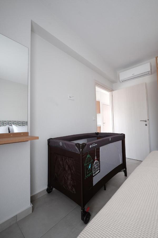 The Papoutsakis Apartments Nikiti  Exteriér fotografie